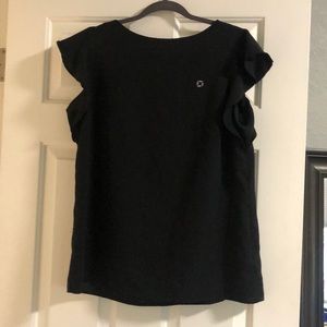 Chase employee attire women’s flutter sleeve top